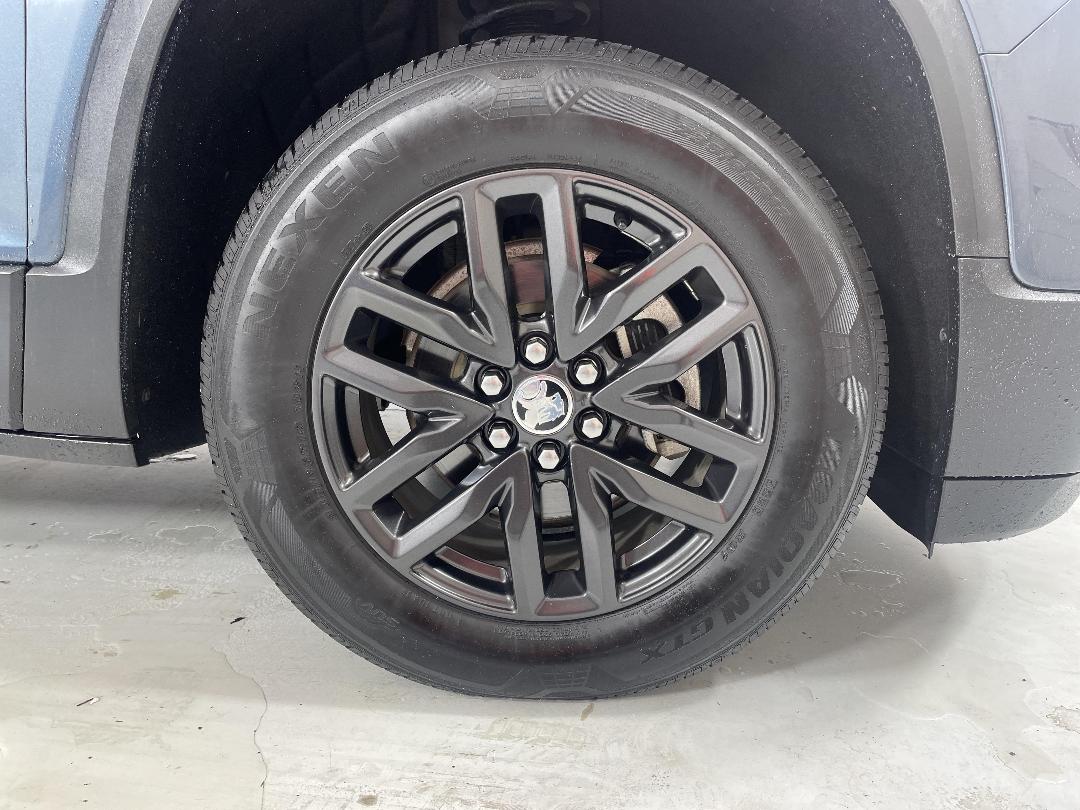 Photo '9' of Holden Acadia