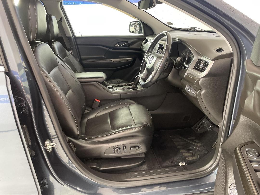 Photo '16' of Holden Acadia