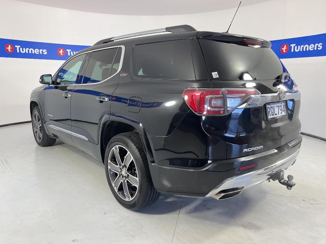 Photo '5' of Holden Acadia Photo '5' of Holden Acadia