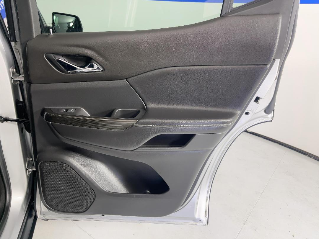 Photo '19' of Holden Acadia