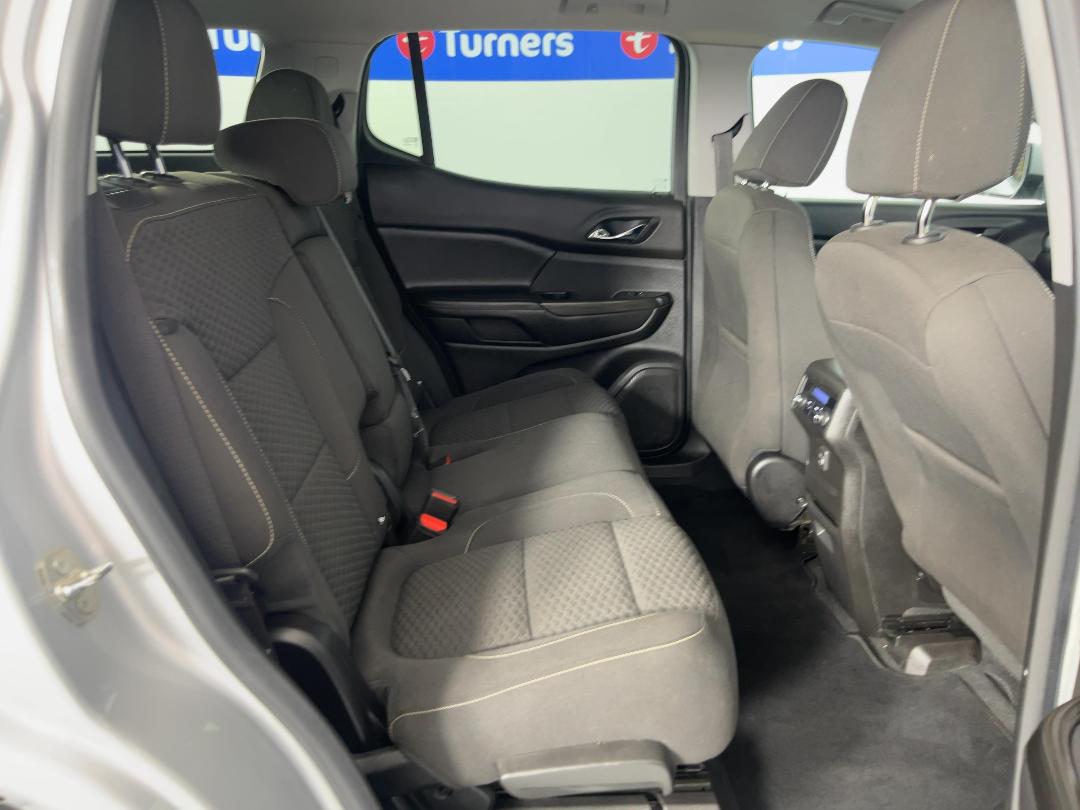 Photo '20' of Holden Acadia