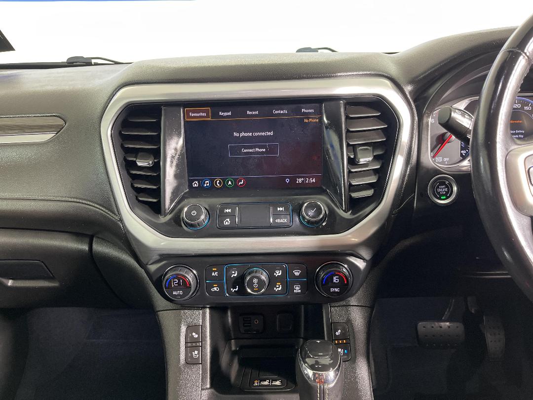 Photo '18' of Holden Acadia