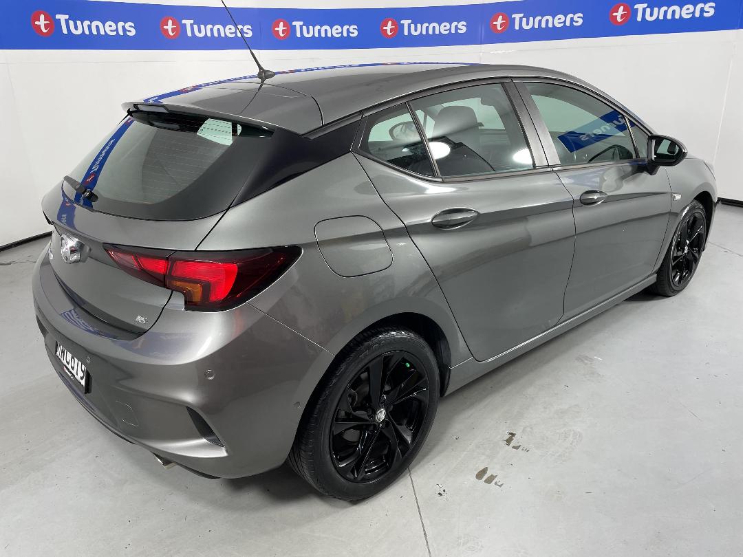 Photo '7' of Holden Astra Photo '7' of Holden Astra