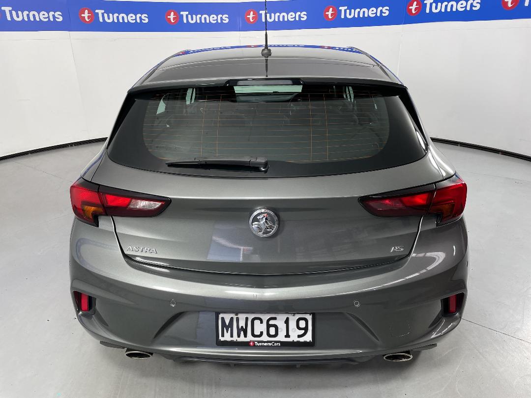 Photo '6' of Holden Astra Photo '6' of Holden Astra