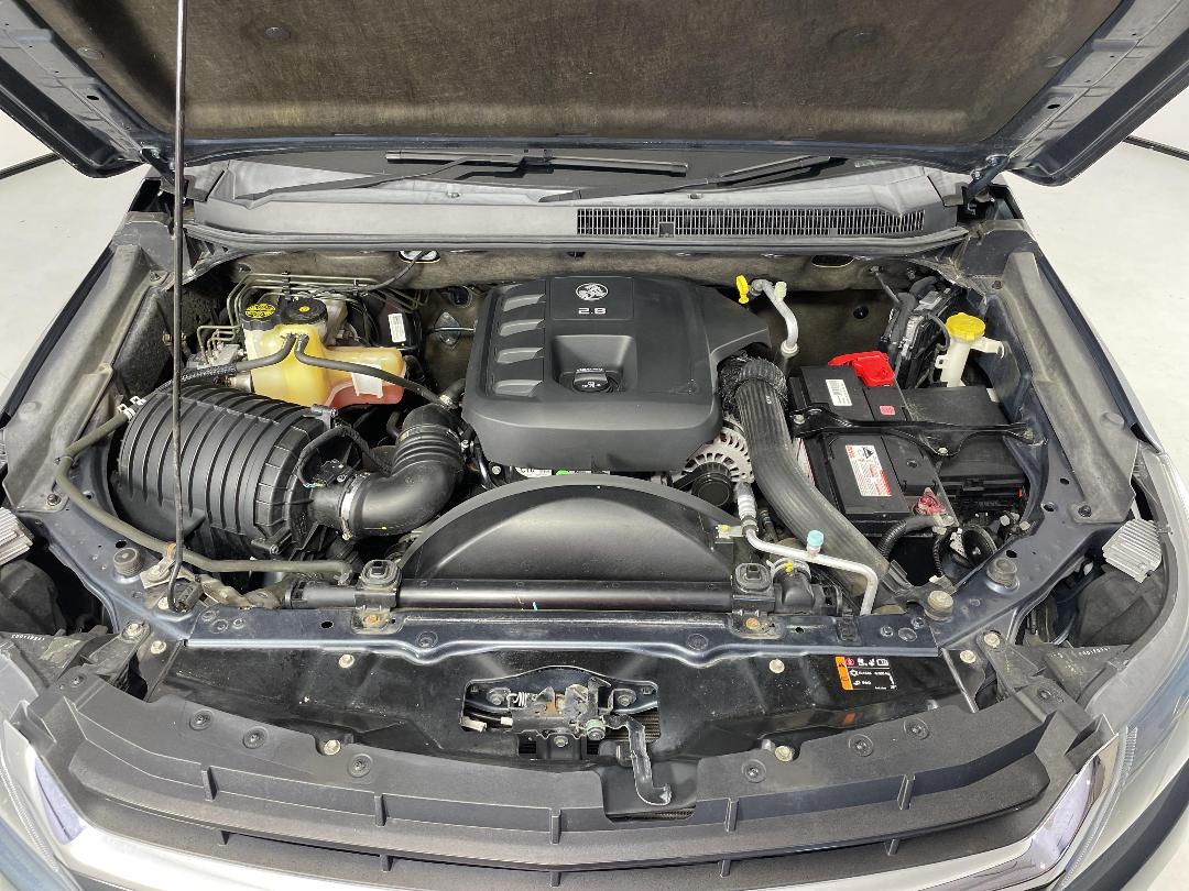 Photo '13' of Holden Colorado