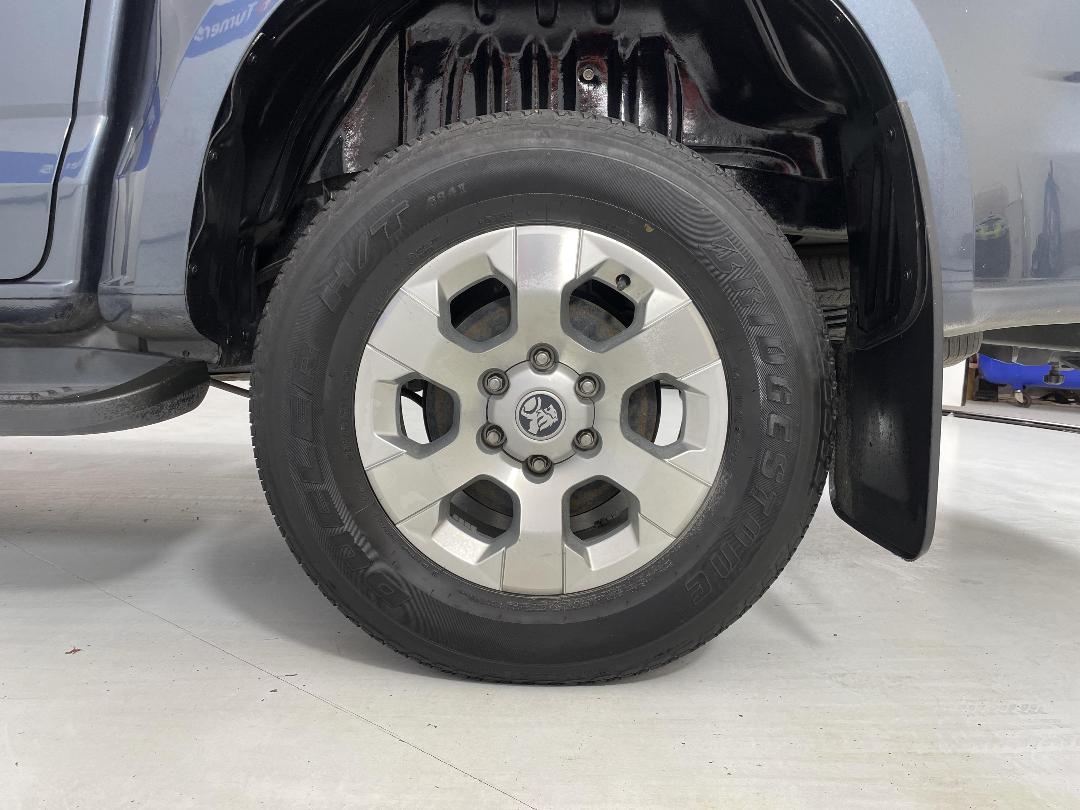 Photo '11' of Holden Colorado