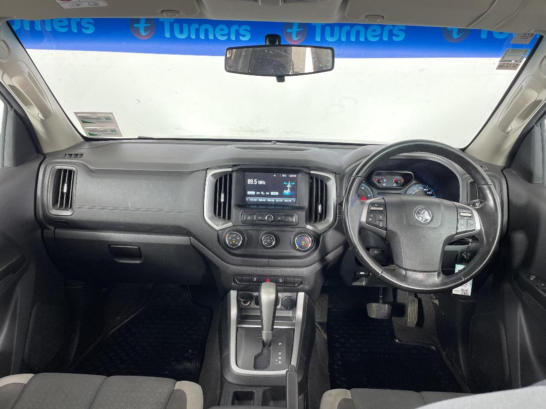 Photo '17' of Holden Colorado