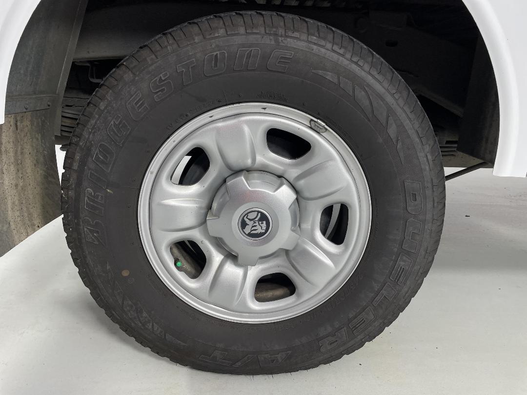 Photo '12' of Holden Colorado