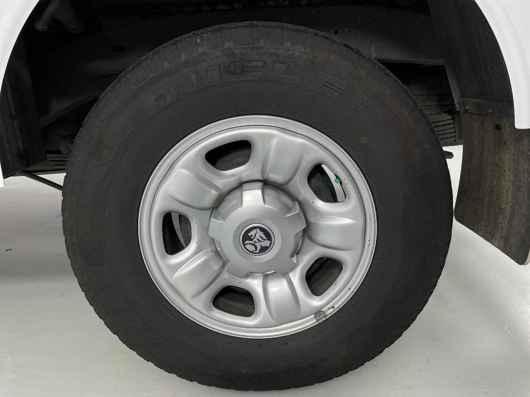 Photo '11' of Holden Colorado