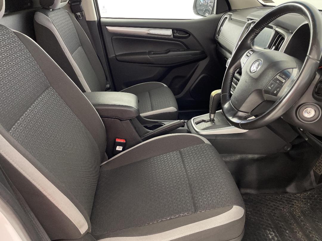 Photo '16' of Holden Colorado