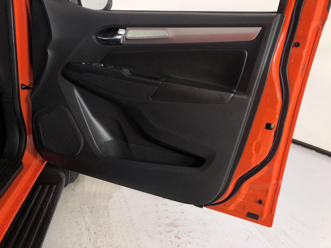 Photo '15' of Holden Colorado