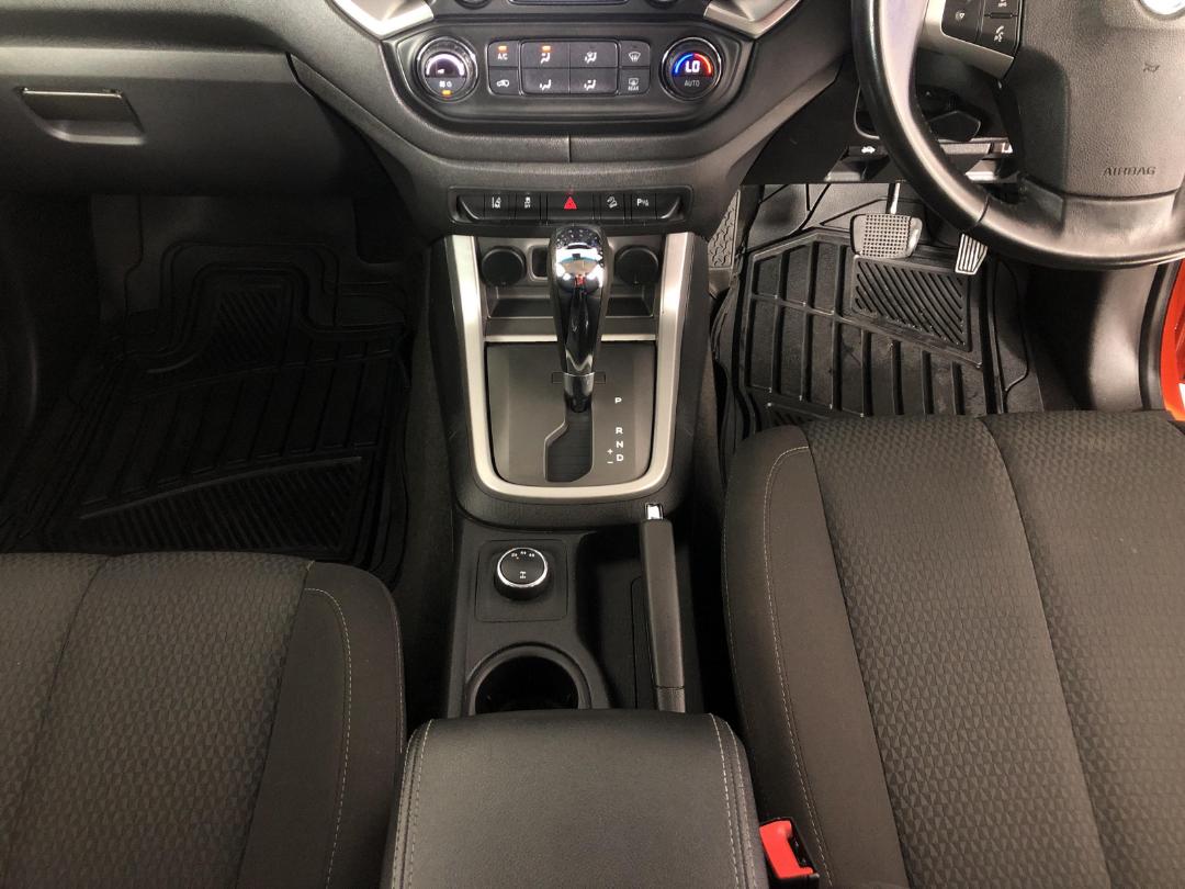 Photo '18' of Holden Colorado