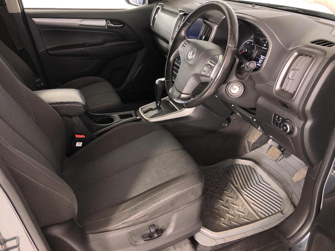 Photo '16' of Holden Colorado