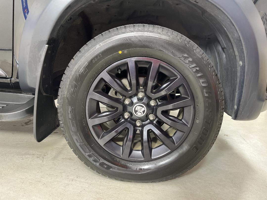 Photo '9' of Holden Colorado