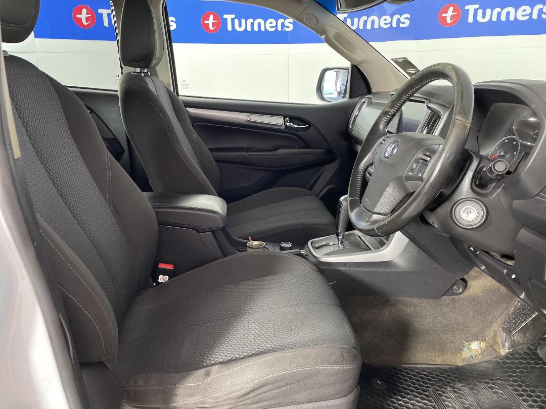 Photo '16' of Holden Colorado