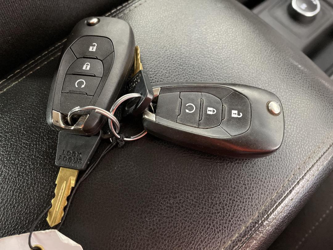 Photo '22' of Holden Colorado