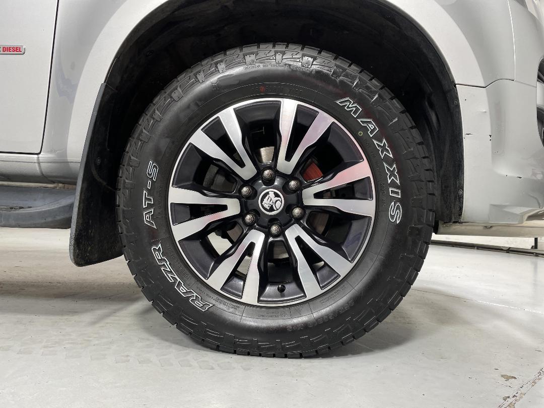 Photo '9' of Holden Colorado