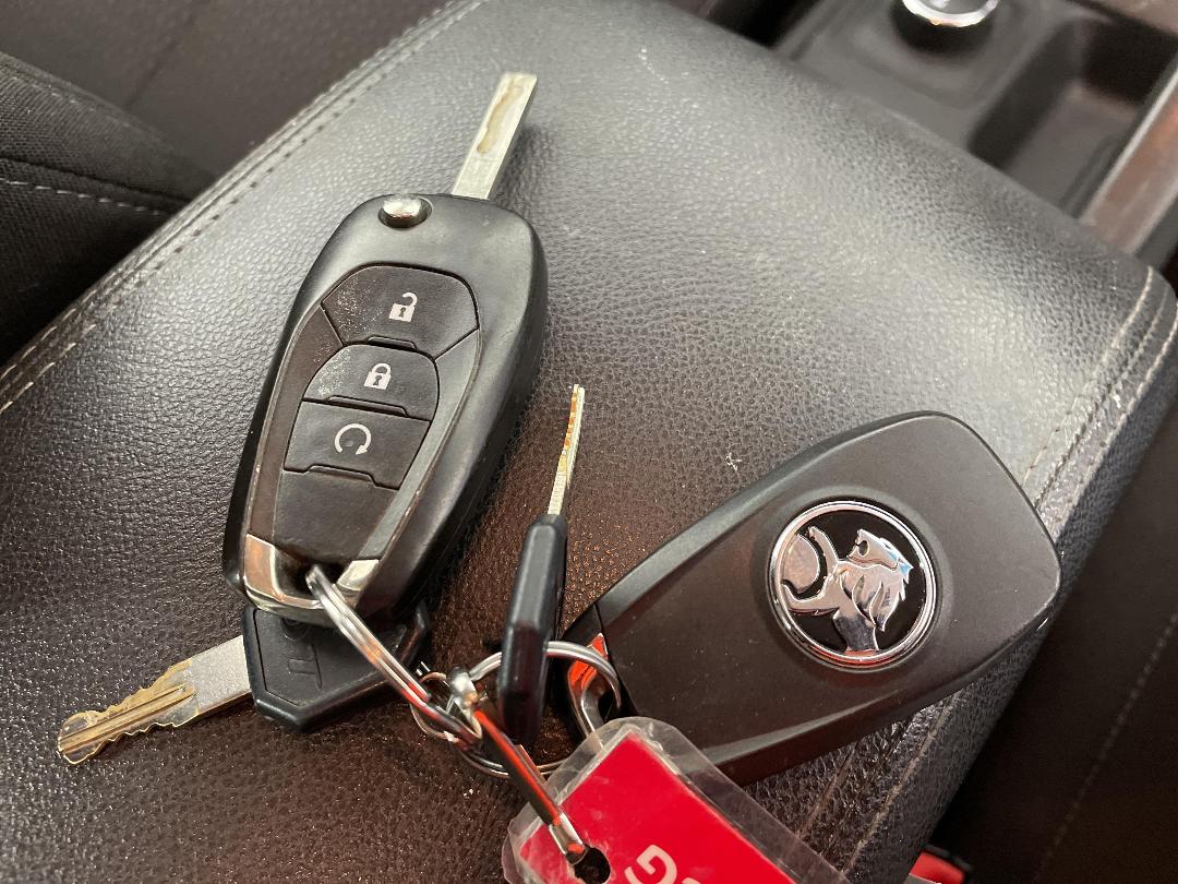 Photo '22' of Holden Colorado