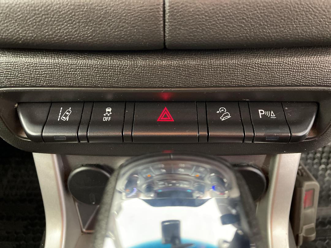 Photo '28' of Holden Colorado