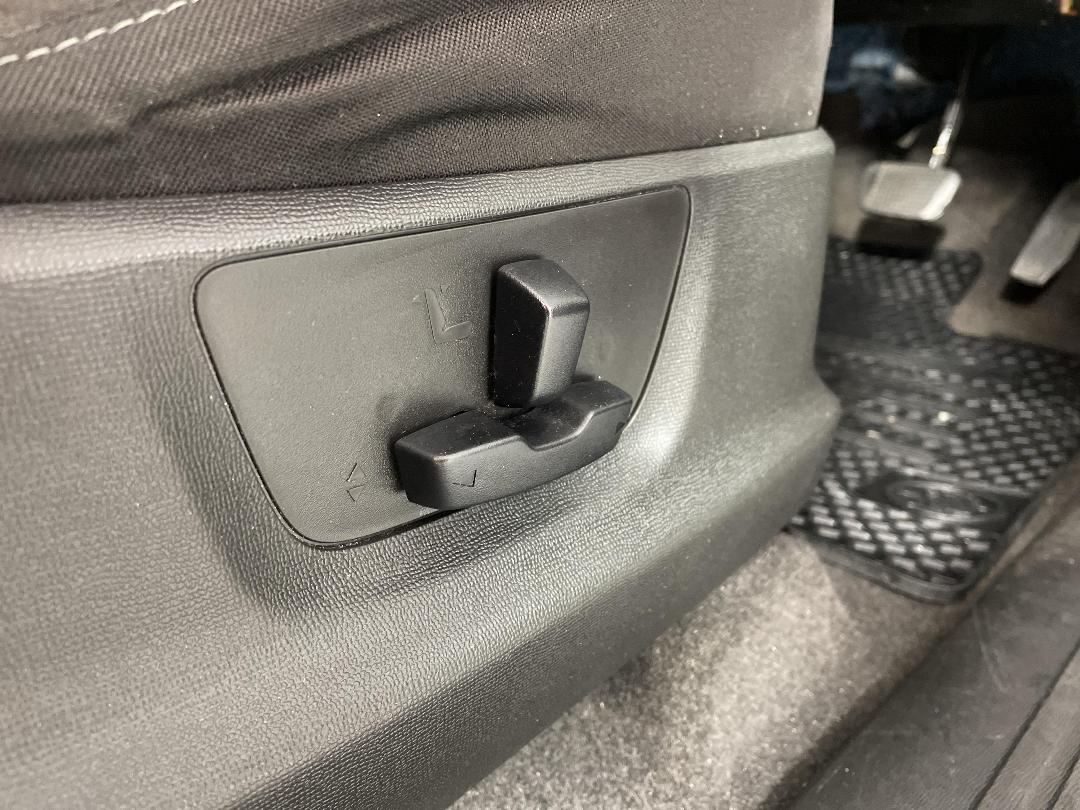 Photo '26' of Holden Colorado