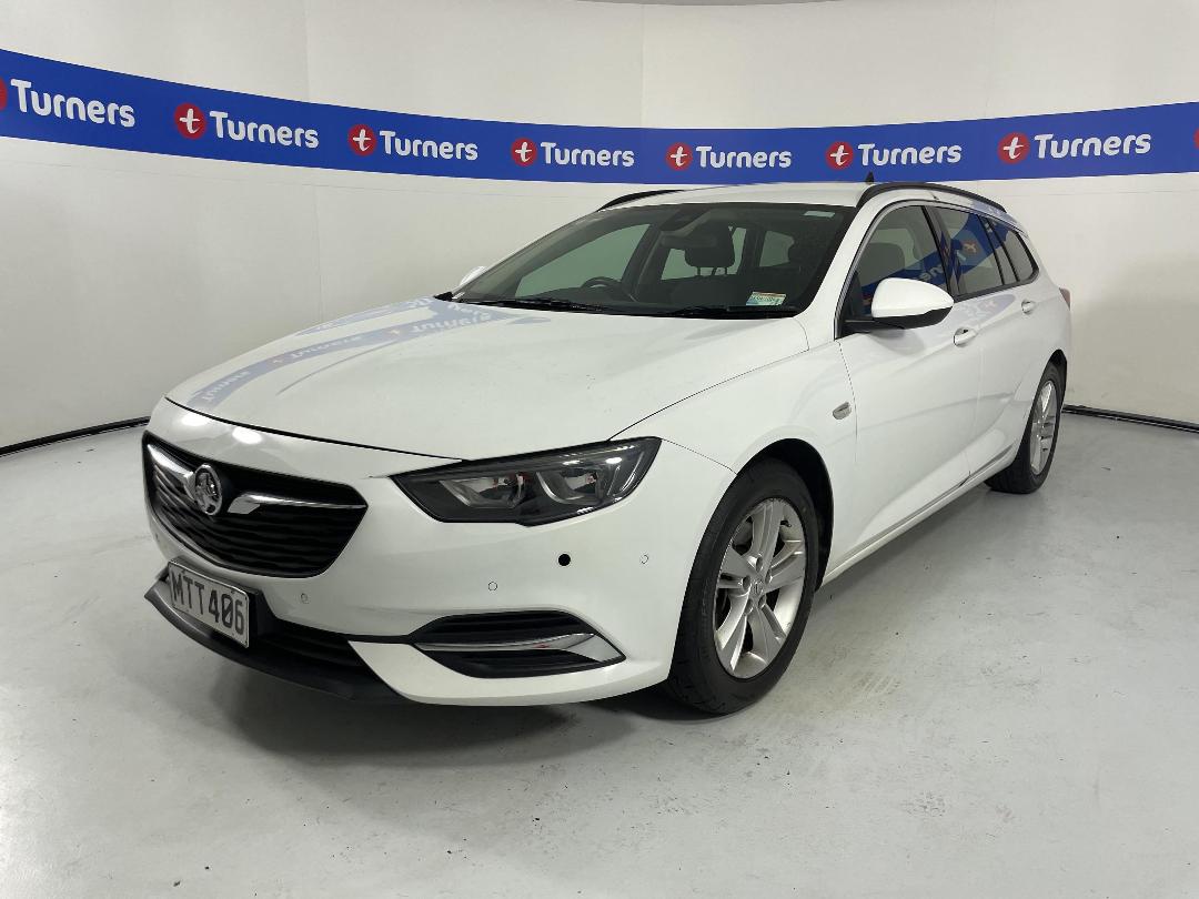 Photo '4' of Holden Commodore