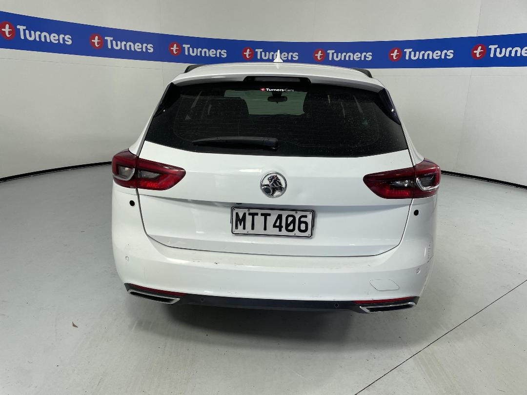 Photo '6' of Holden Commodore