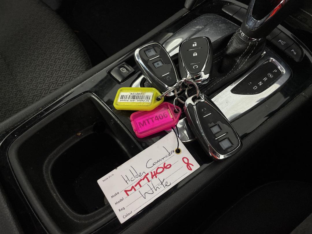 Photo '22' of Holden Commodore