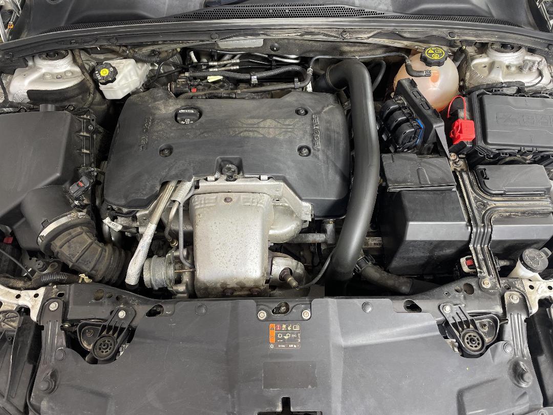 Photo '13' of Holden Commodore