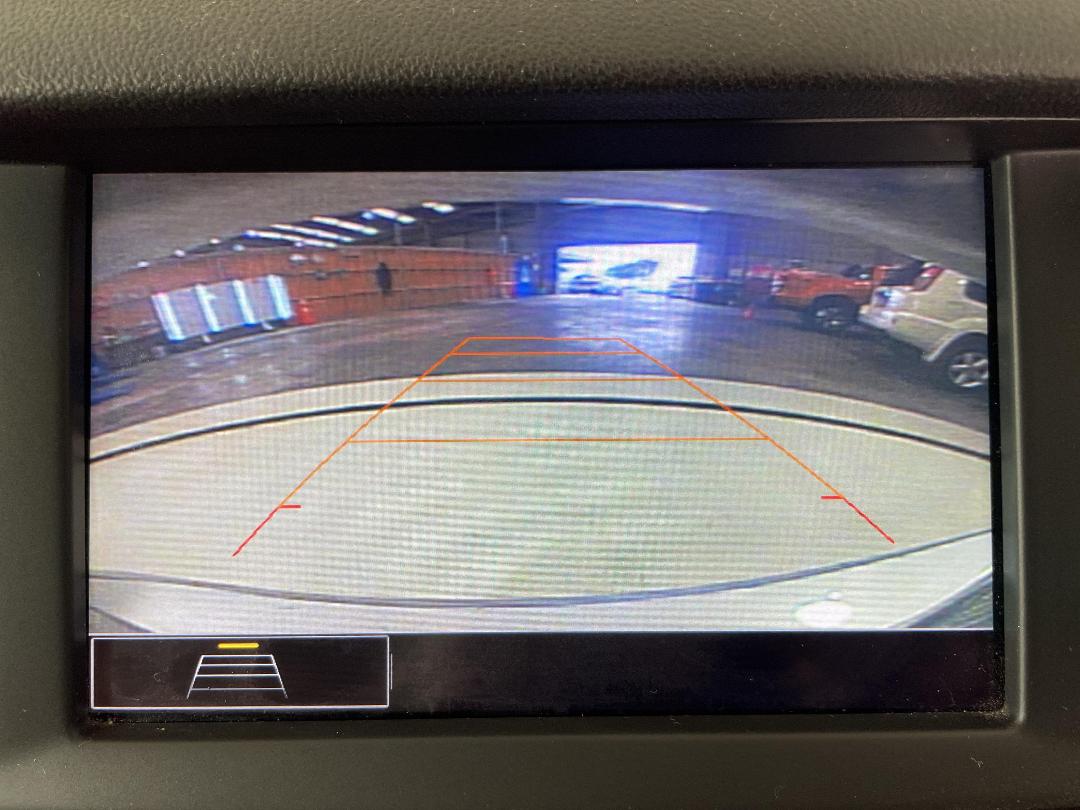 Photo '24' of Holden Commodore