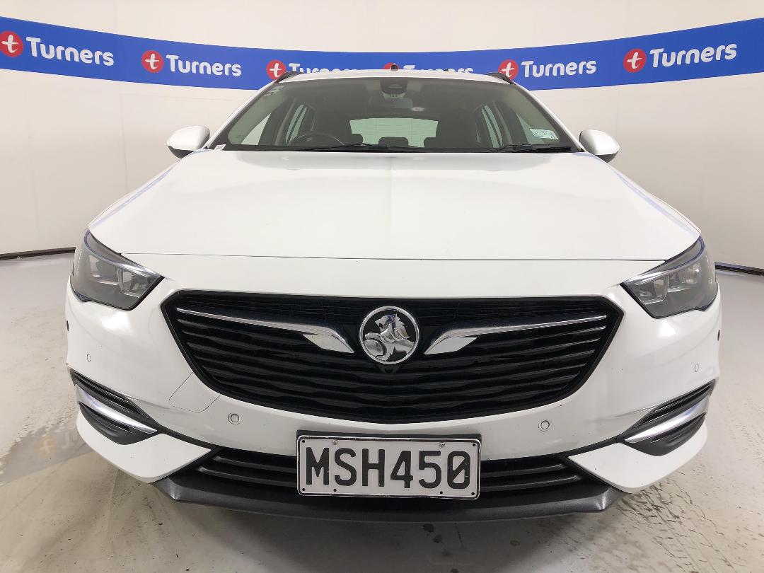 Photo '2' of Holden Commodore