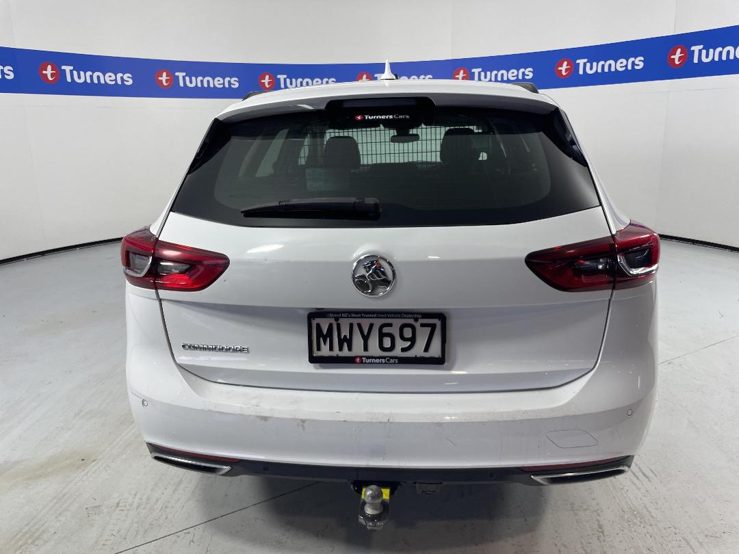 Photo '6' of Holden Commodore Photo '6' of Holden Commodore