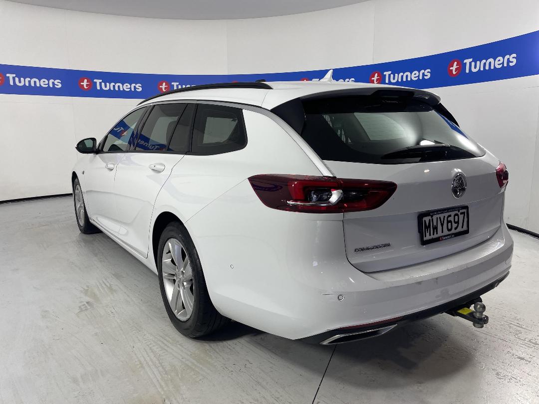 Photo '5' of Holden Commodore Photo '5' of Holden Commodore