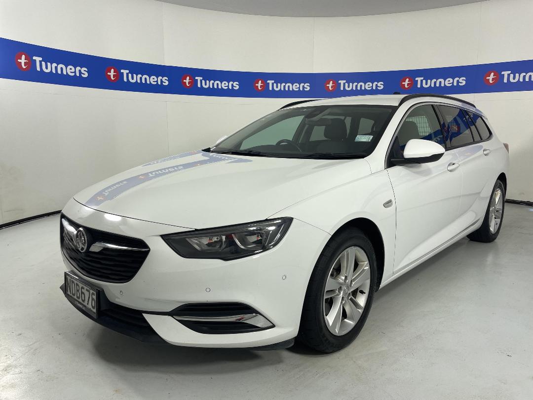 Photo '4' of Holden Commodore