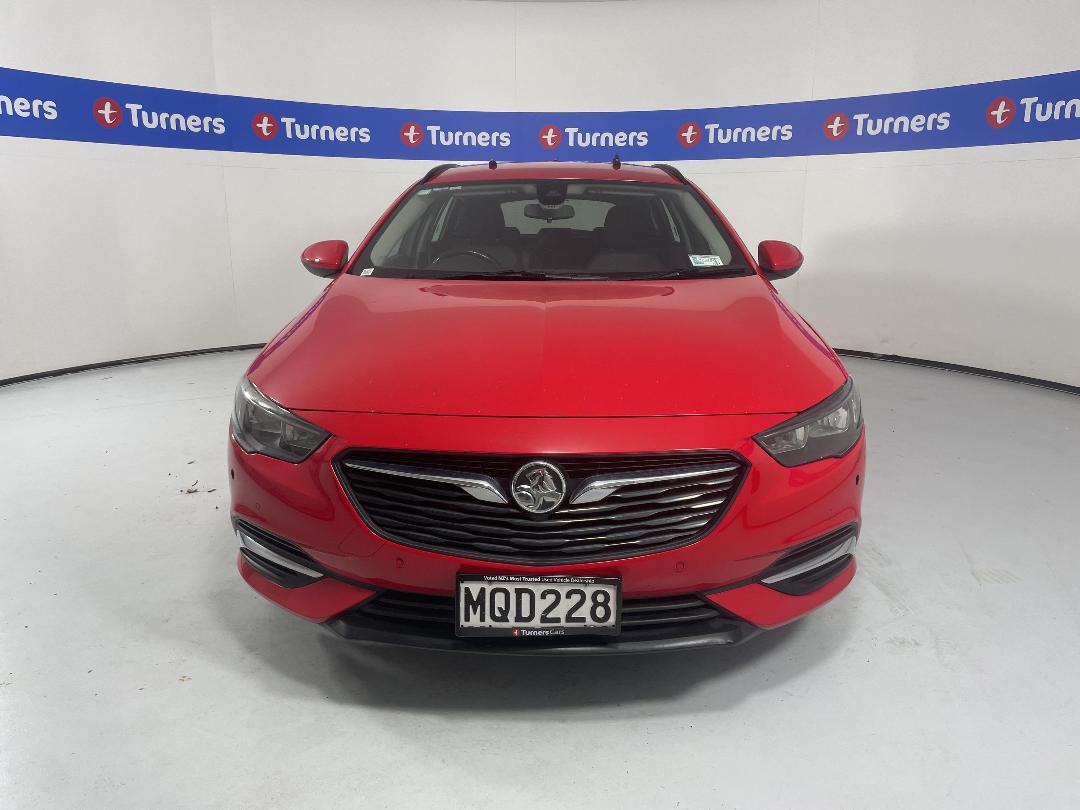 Photo '2' of Holden Commodore