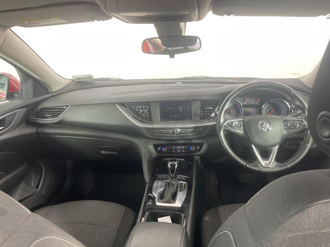 Photo '17' of Holden Commodore