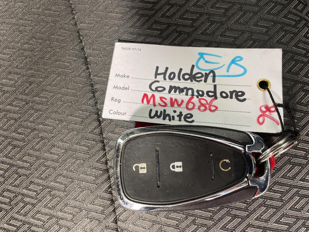 Photo '22' of Holden Commodore Photo '22' of Holden Commodore