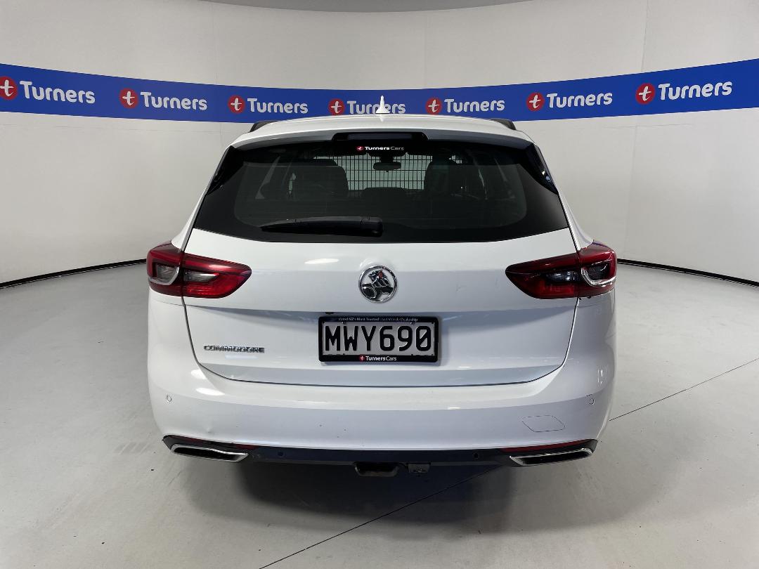 Photo '6' of Holden Commodore Photo '6' of Holden Commodore