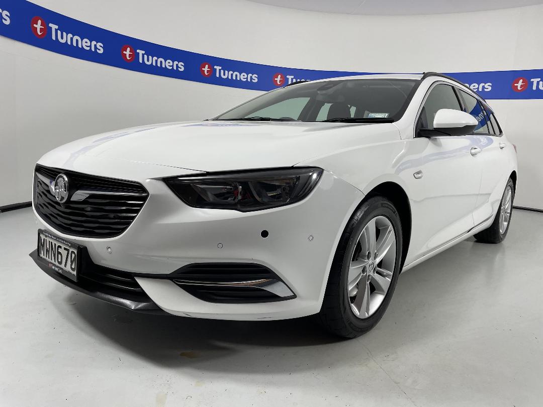 Photo '4' of Holden Commodore