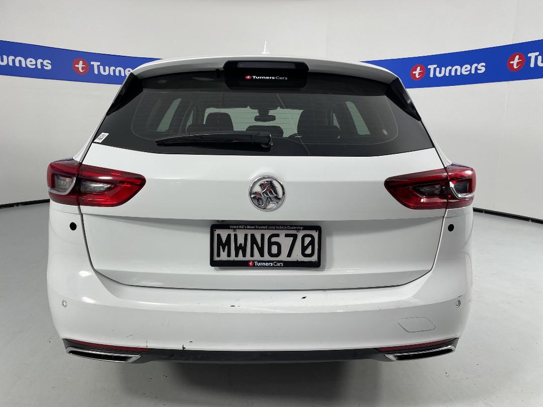 Photo '6' of Holden Commodore