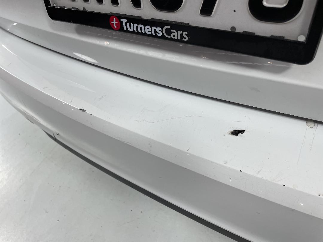 Photo '33' of Holden Commodore