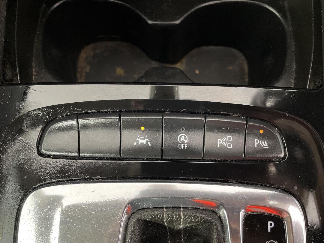 Photo '27' of Holden Commodore