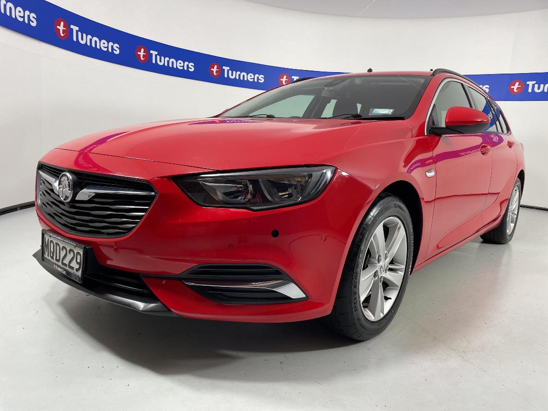 Photo '4' of Holden Commodore Photo '4' of Holden Commodore