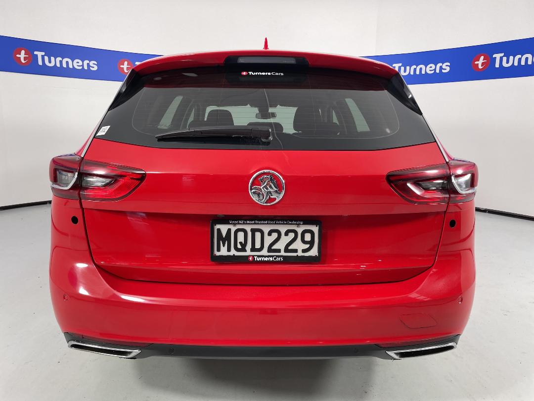 Photo '6' of Holden Commodore Photo '6' of Holden Commodore