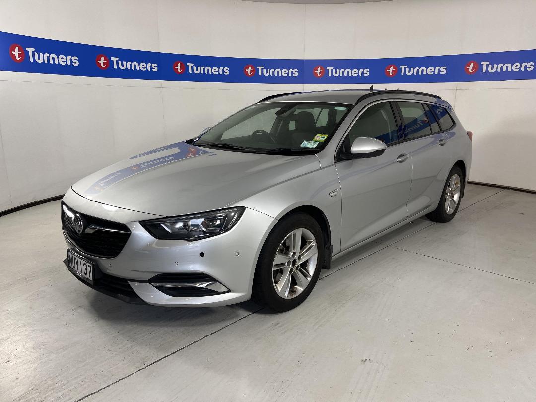 Photo '4' of Holden Commodore Photo '4' of Holden Commodore