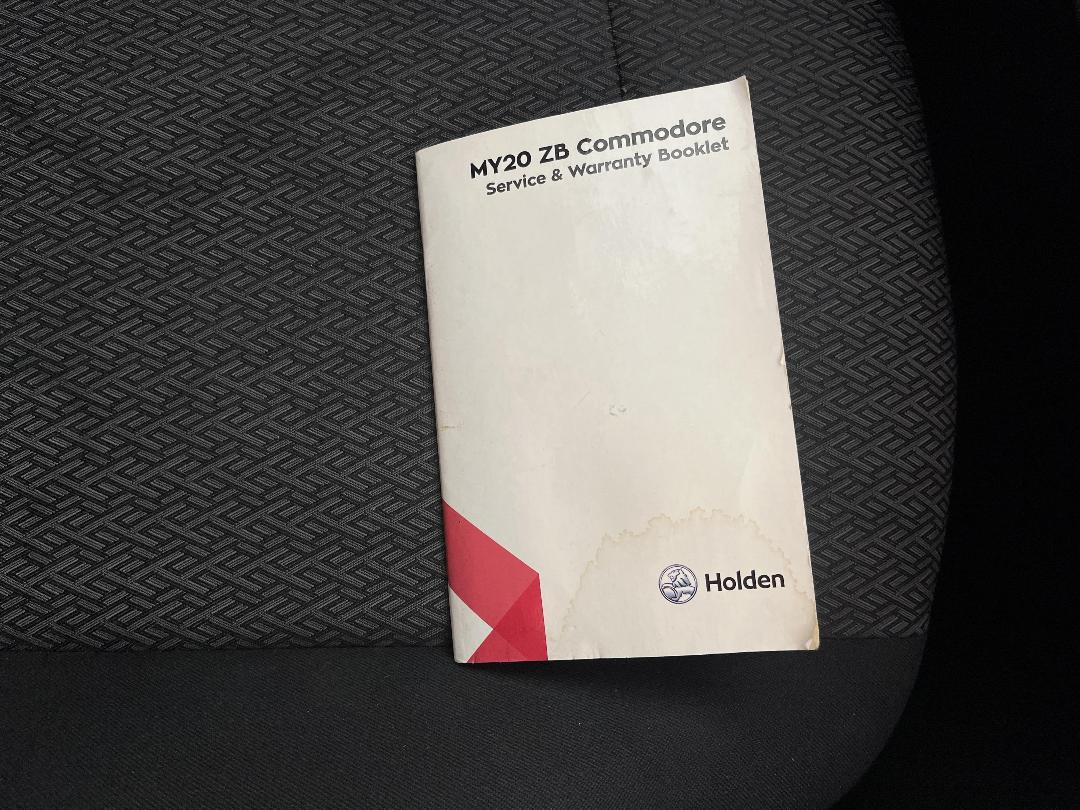 Photo '27' of Holden Commodore Photo '27' of Holden Commodore