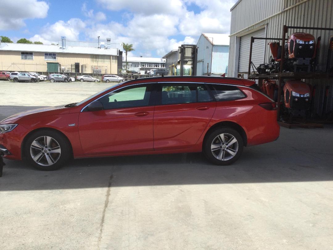 Photo '4' of Holden Commodore LT Wagon