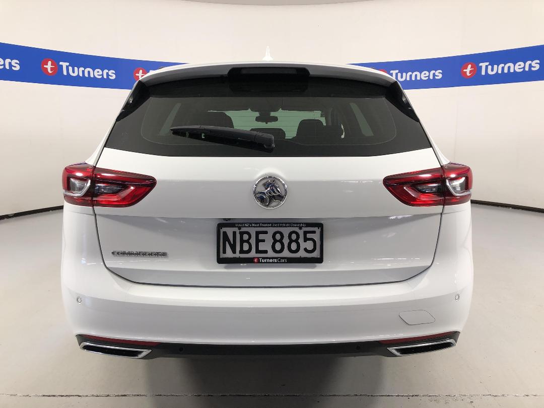 Photo '6' of Holden Commodore Photo '6' of Holden Commodore