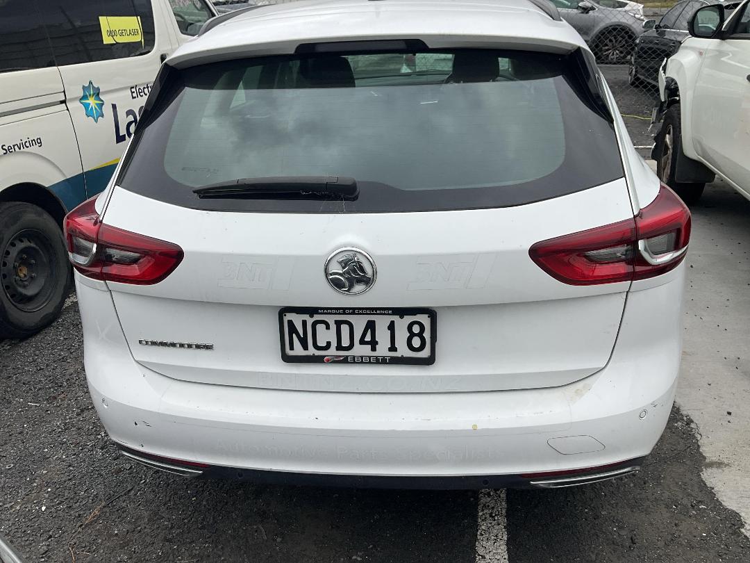 Photo '4' of Holden Commodore LT Wagon Photo '4' of Holden Commodore LT Wagon