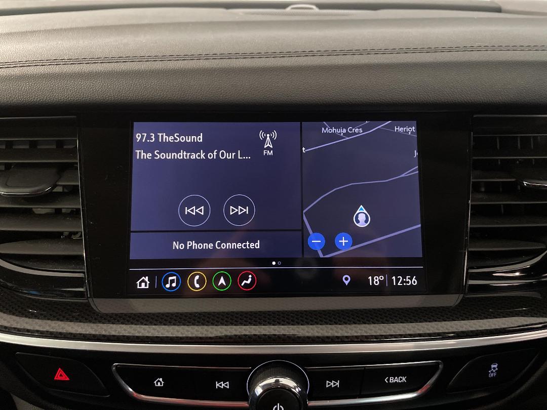 Photo '30' of Holden Commodore Photo '30' of Holden Commodore