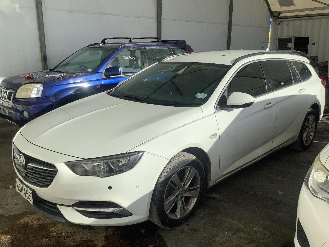 Photo '3' of Holden Commodore LT Wagon